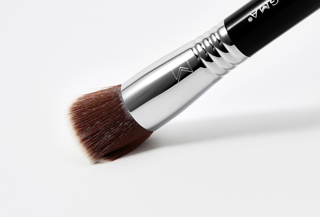 SIGMA BEAUTY FLAT KABUKI BRUSH F80