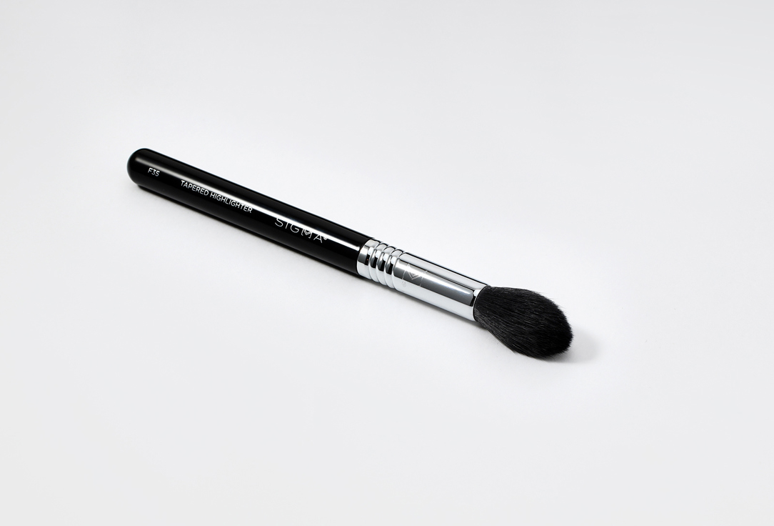 SIGMA BEAUTY TAPERED HIGHLIGHTER BRUSH F35