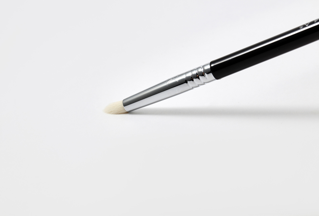 SIGMA BEAUTY PENCIL BRUSH E30