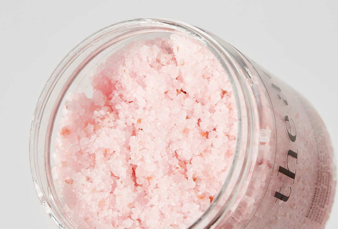 The Act Detoxifying & Smoothing Leg Scrub Bath soak 