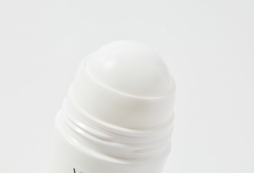 Vichy Roll on deodorant delivers long lasting sweat protection 96 Hour Clinical Control