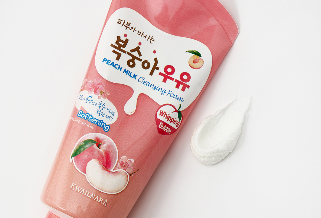 Welcos Cleansing Face foam Peach milk