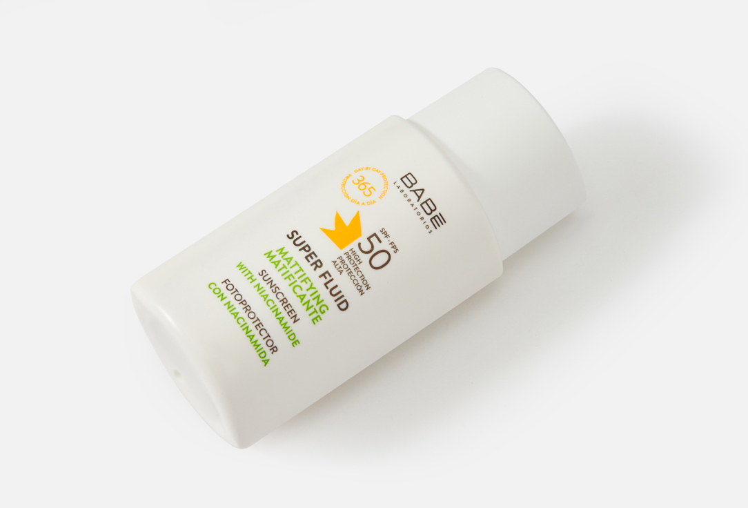 Laboratorios Babe MATTIFYING Suncream SPF50 SUPER FLUID