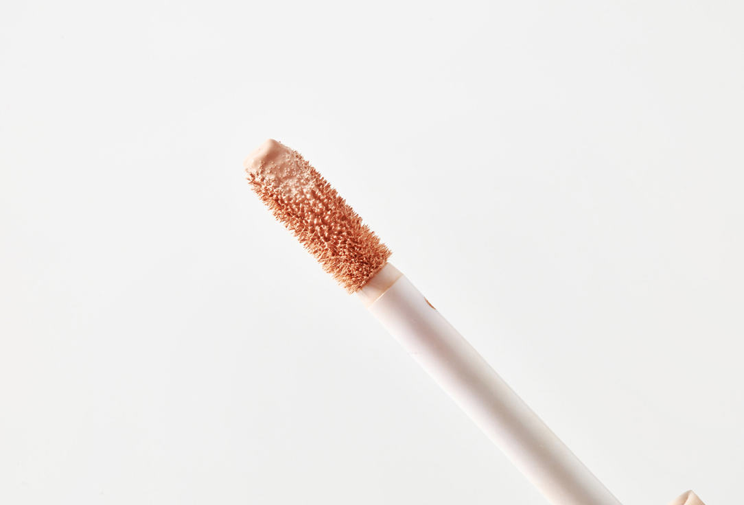 Thim Eye Concealer  Contains vitamin e