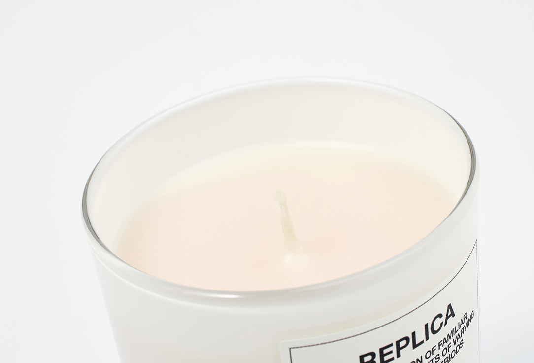 MAISON MARGIELA Scented Candle Replica on a date