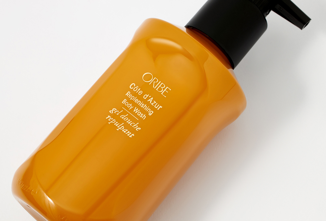 Oribe Body Wash gently cleanses the skin and add softness Côte d'Azur