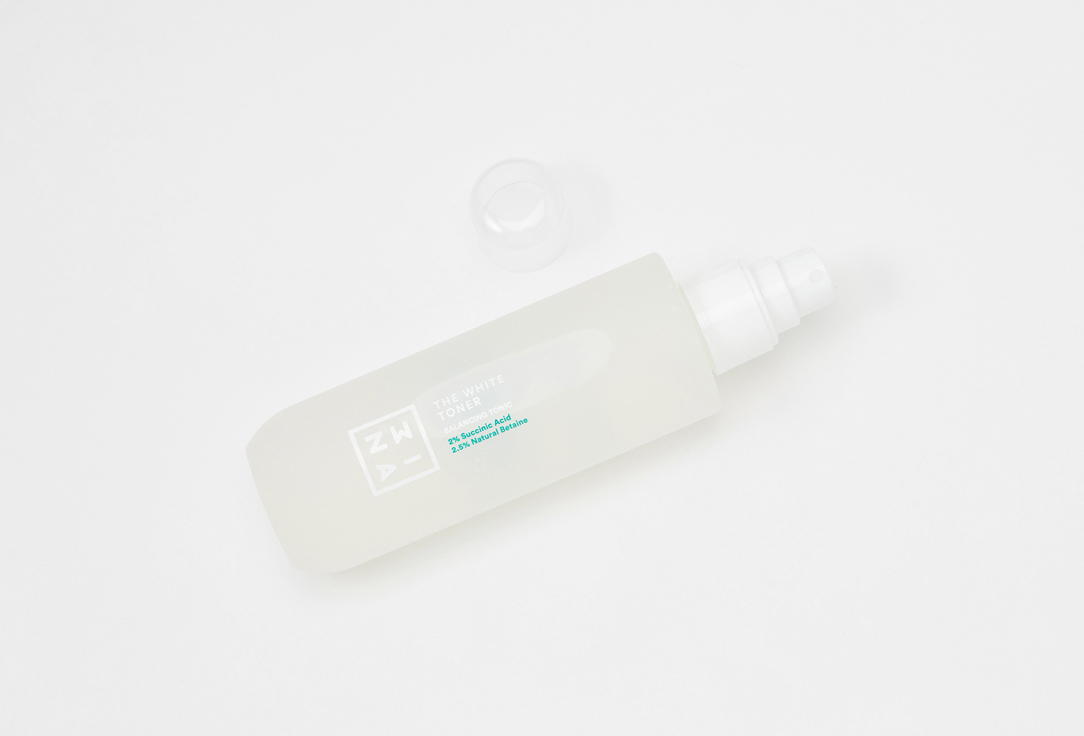 3INA Hydrating Toner with Hyaluronic Acid The Toner