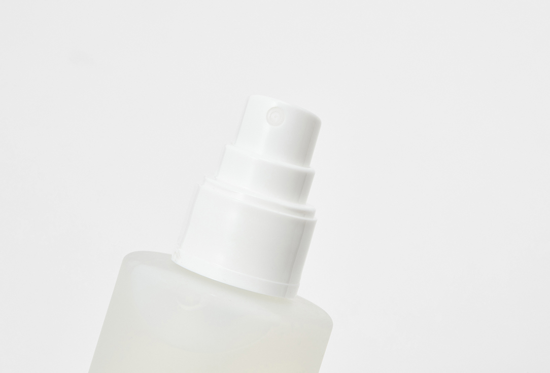 3INA Hydrating Toner with Hyaluronic Acid The Toner