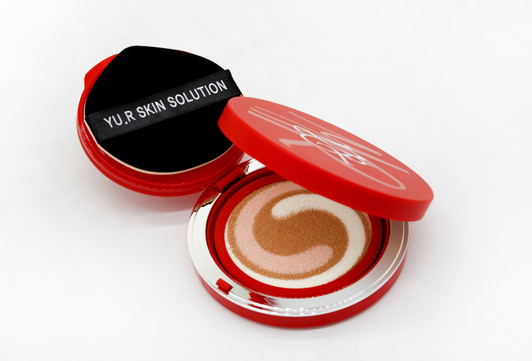 YuR Creamy foundation SPF 50+ Moist layer cushion