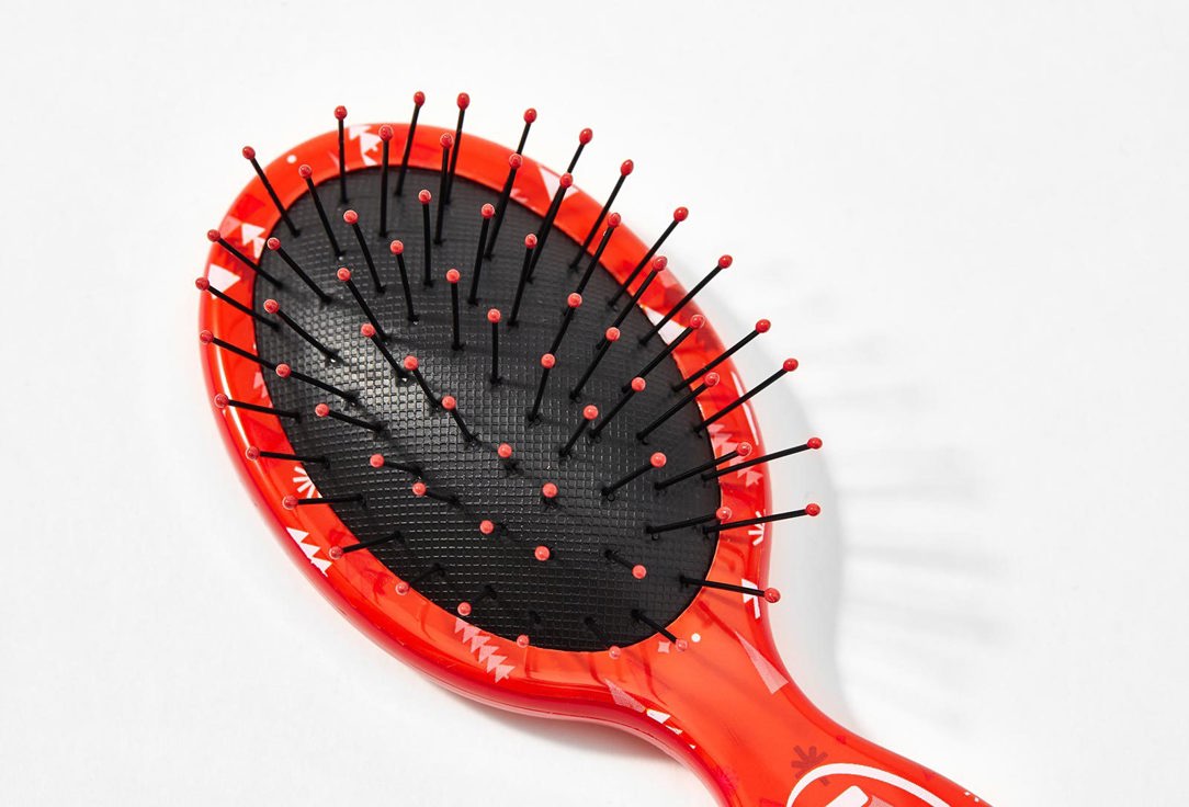 WET BRUSH Comb for tangled hair Mini detangler mickey & minnie mickey & trees red