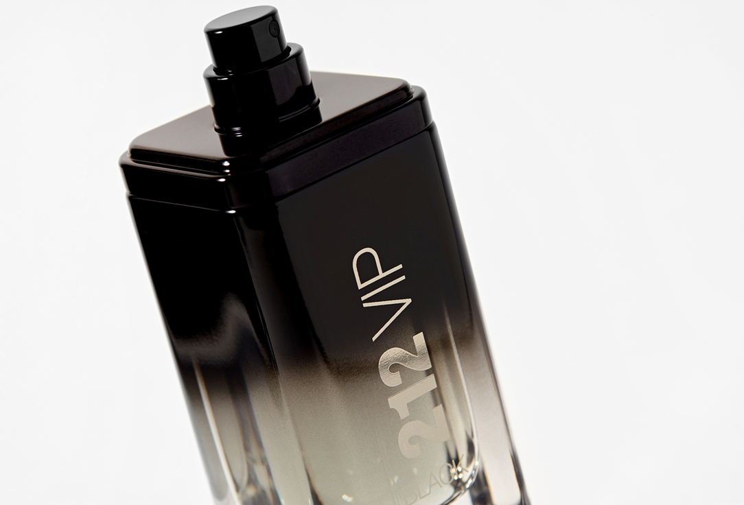 Carolina Herrera Eau de Parfum 212 Vip Men Black