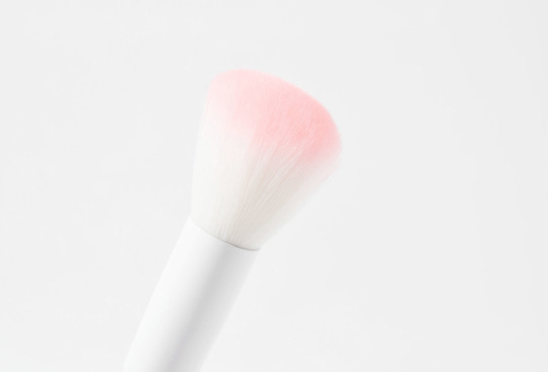 Wet n Wild Powder Brush  stylish