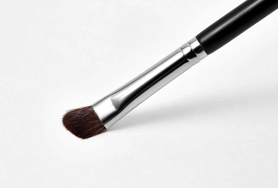 BODYOGRAPHY Brush natural look