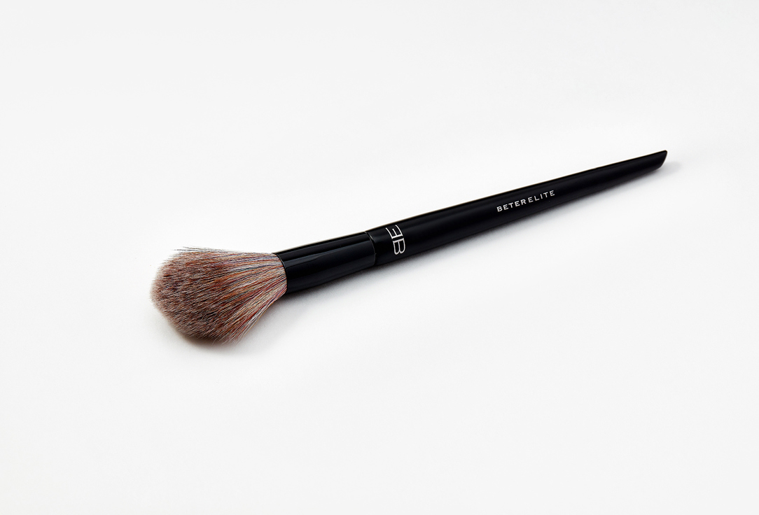 Beter Blush Brush Elite Yachiyo Blush Brush