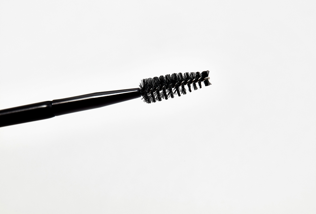 Beter Eyebrow Brush Elite Angled Eyebrow And Eyelash Brush