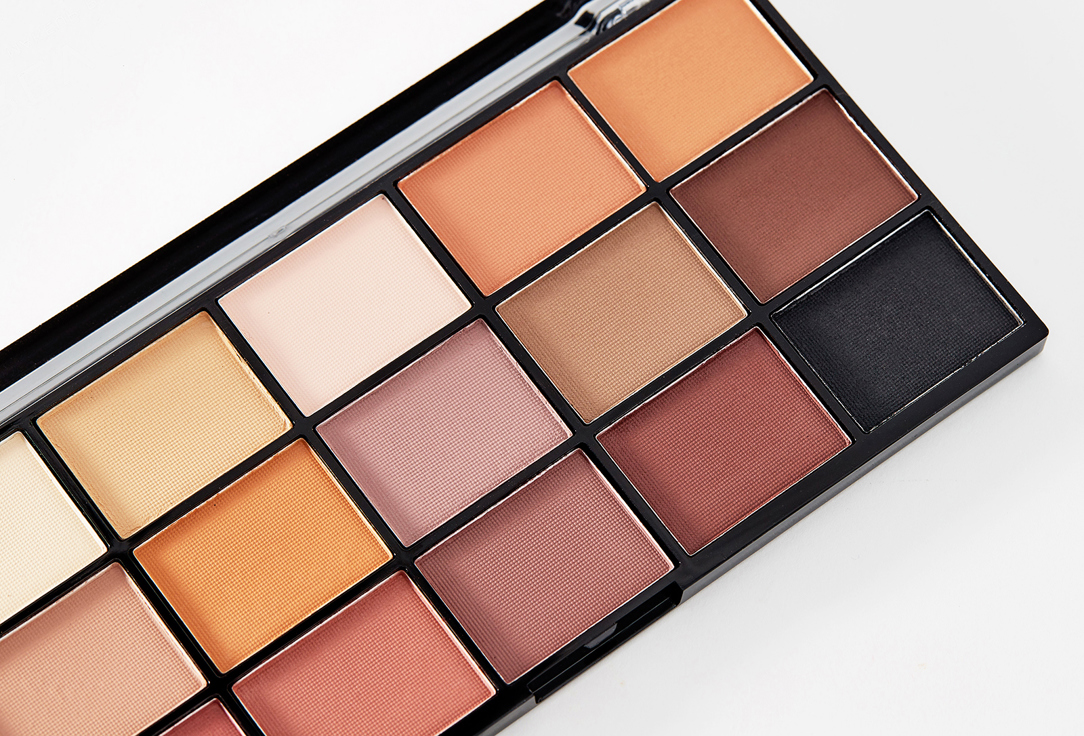 MakeUp Revolution Eyeshadow Palette  Reloaded 